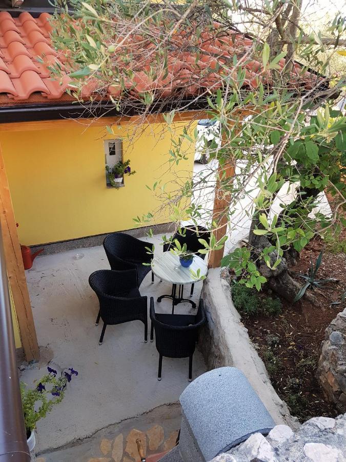 Apartmani Ljerka マリンスカ エクステリア 写真